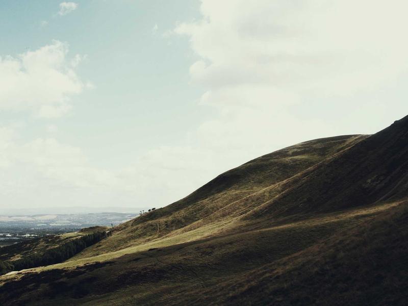 ვიდეობარათები ლაიტ 7R83